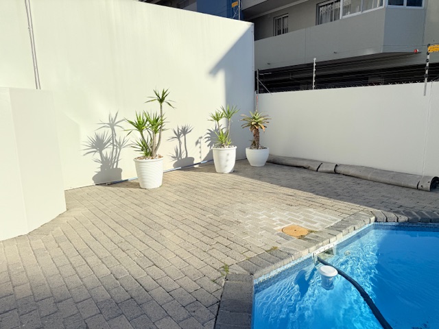1 Bedroom Property for Sale in Waves Edge Western Cape